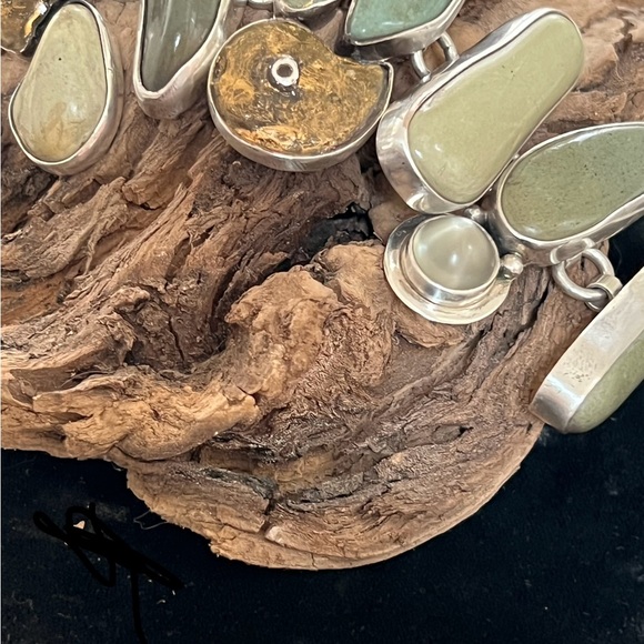 Echo Of The Dreamer River rock bracelet - Picture 12 of 15